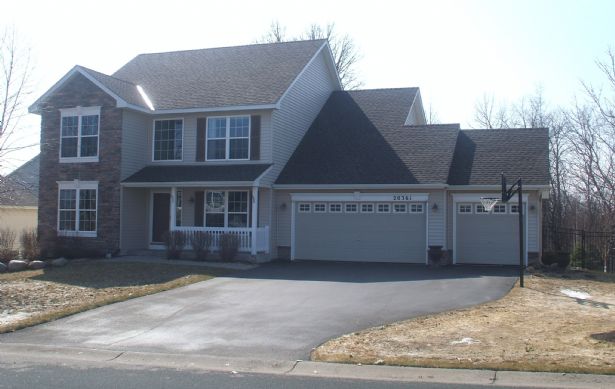 Farmington Home, MN Real Estate Listing